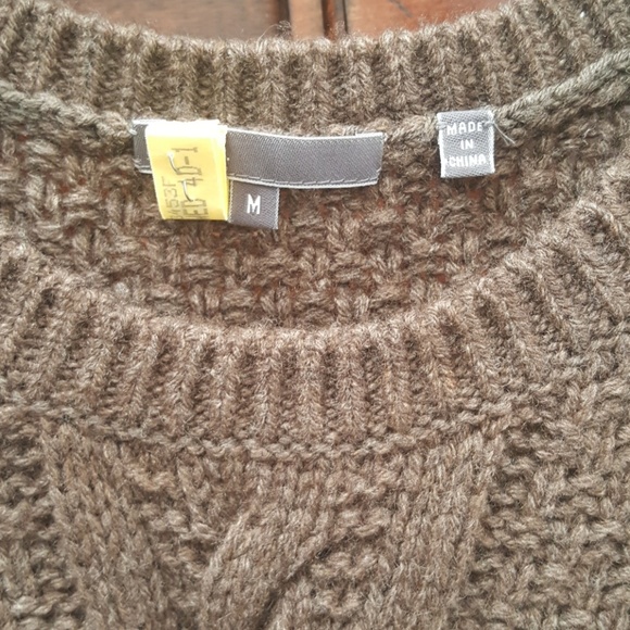 Vince Sweater - Picture 2 of 4